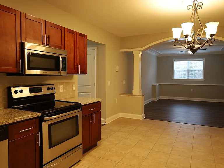 18 Stoneledge Dr — Photo 320
