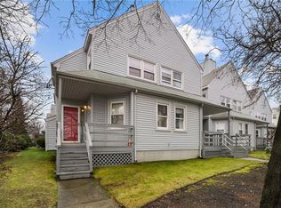 16 Grove St, Pawtucket, RI 02860