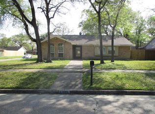 13866 Lantern Ln, Houston, TX 77015
