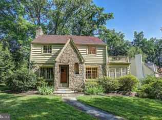 8300 Woodhaven Blvd, Bethesda, MD 20817