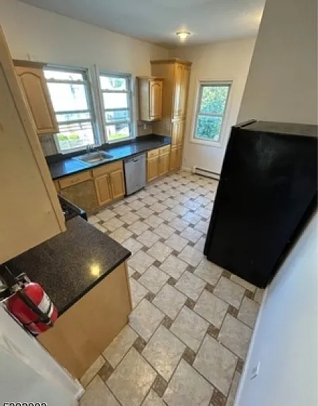 466 Cortlandt St #2 — Photo 2