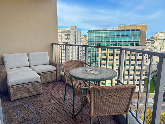 5th image of 1200 Gough St Unit 11B