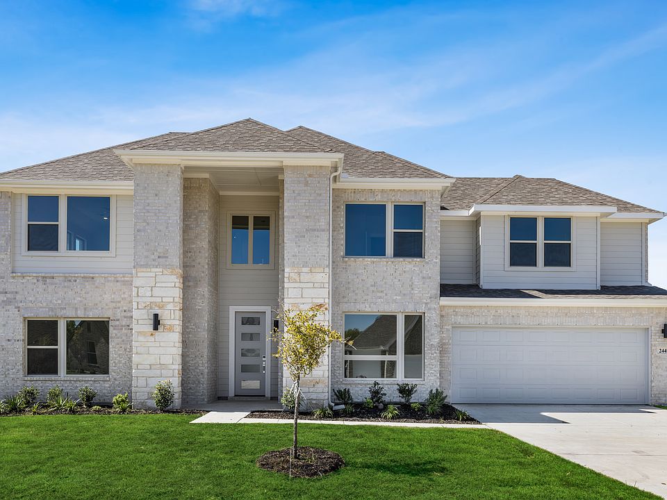 1st image of 244 Frio Dr