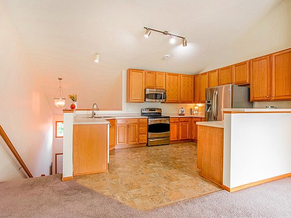 4th image of 7803 Elm Grove Ave
