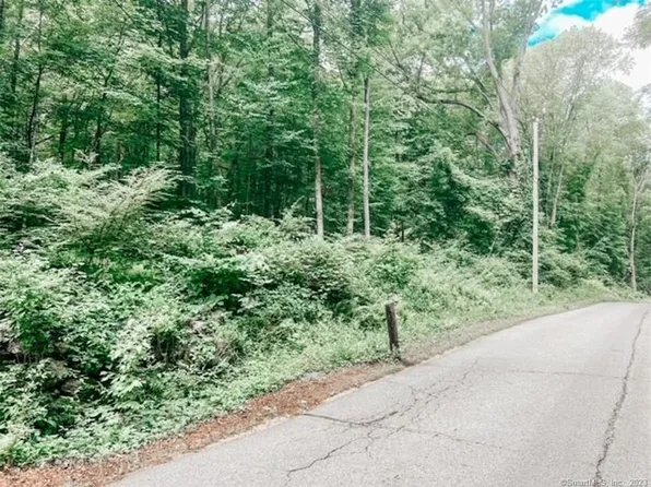 21B South Bigelow Road, Hampton, CT 06427