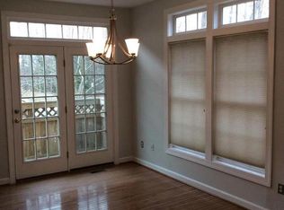 8141 Skelton Cir, Falls Church, VA 22042