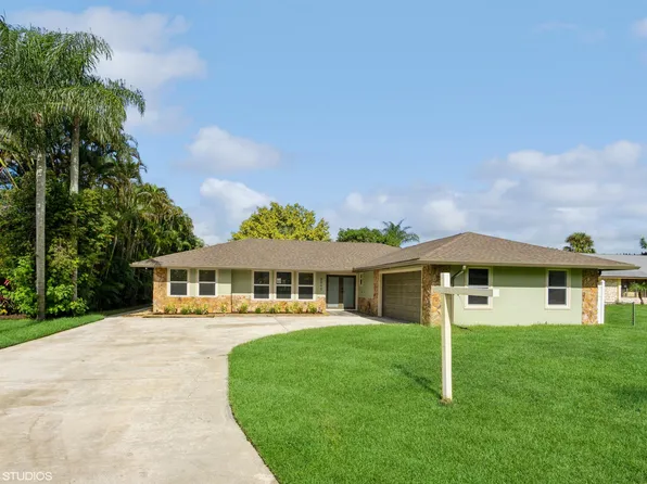 8040 SE Colony Drive, Stuart, FL 34997
