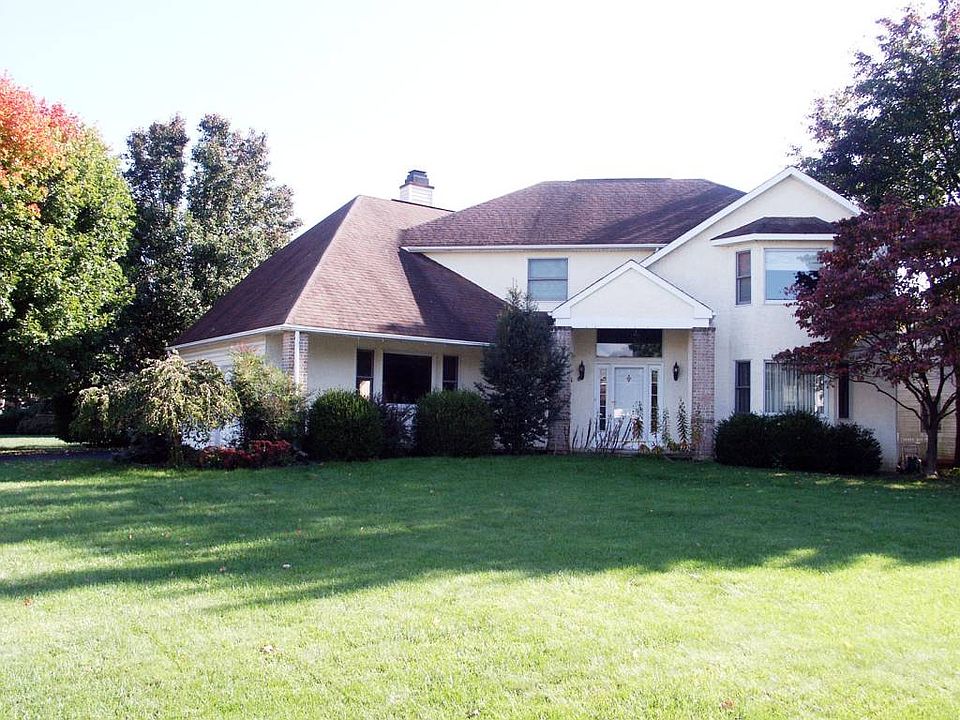 1st image of 5 Marker Dr