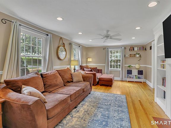 4th image of 81 Lydale Place