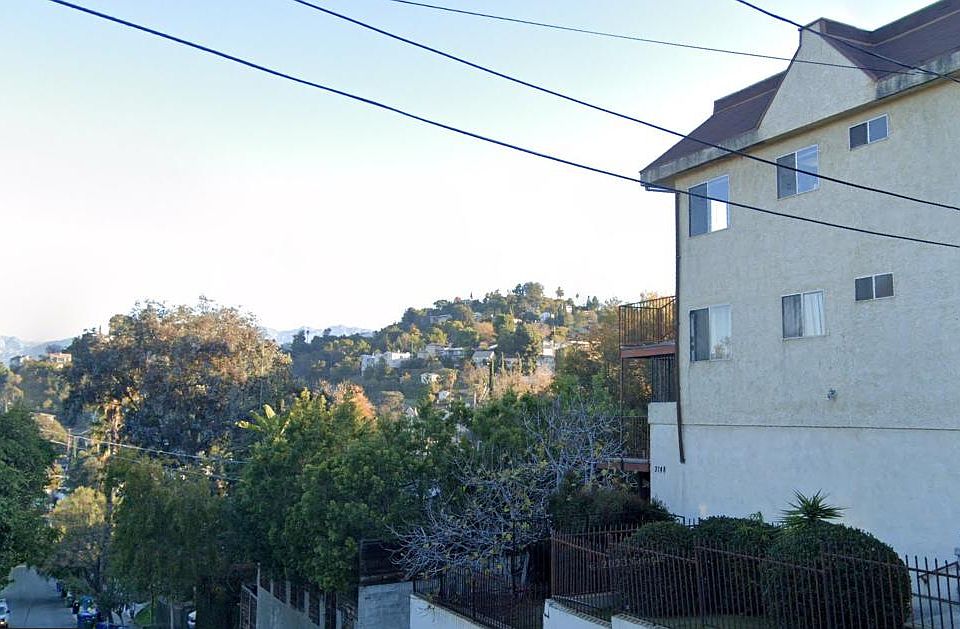 1st image of 3148 Carlyle St #203