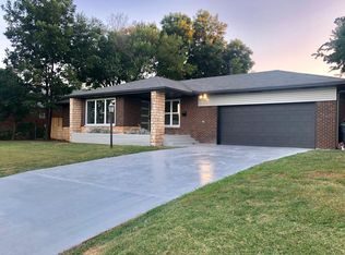 9509 Greystone Ave, Oklahoma City, OK 73120