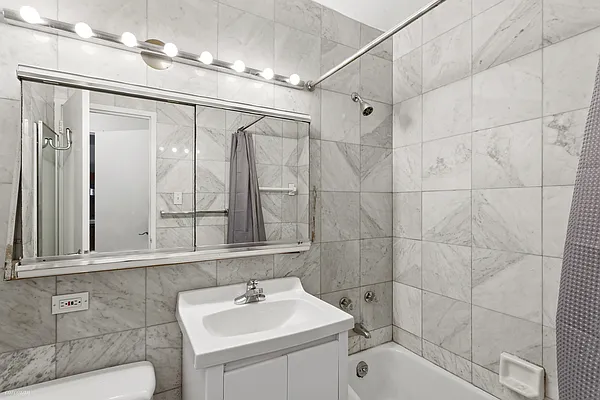 Sold by Corcoran | media 7