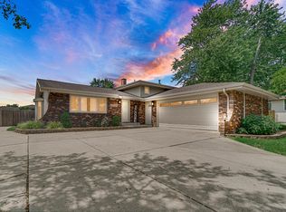 5077 W 87th Ln, Crown Point, IN 46307