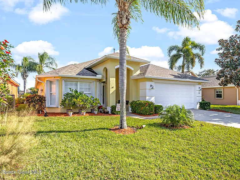 1785 Ficus Point Dr — Photo 2