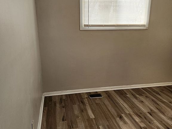 3rd image of 4183 Melgrove Ave