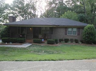 8200 Glimmer Way, Louisville, KY 40214