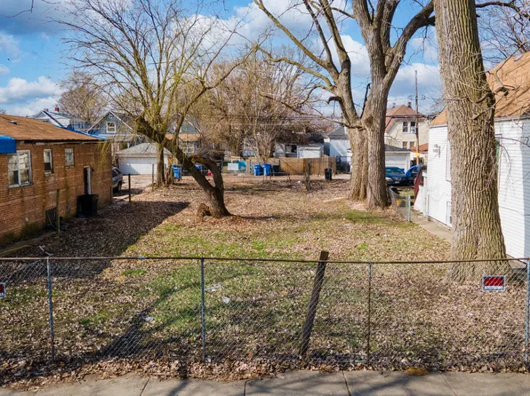 6412 S Bell Ave, Chicago, IL 60636