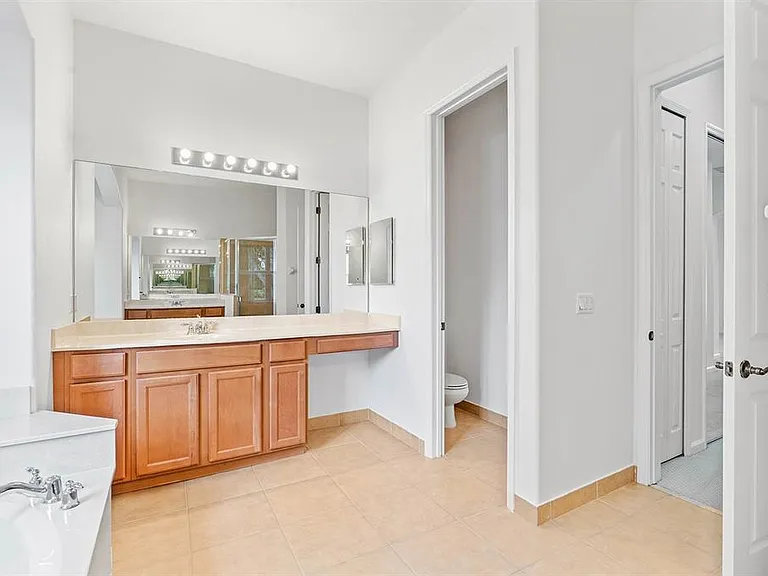 3877 Shoreview Dr — Photo 15