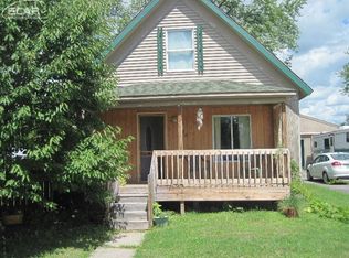 120 Beecher St, Otisville, MI 48463