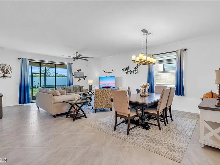 14650 Cantabria Dr — Photo 6