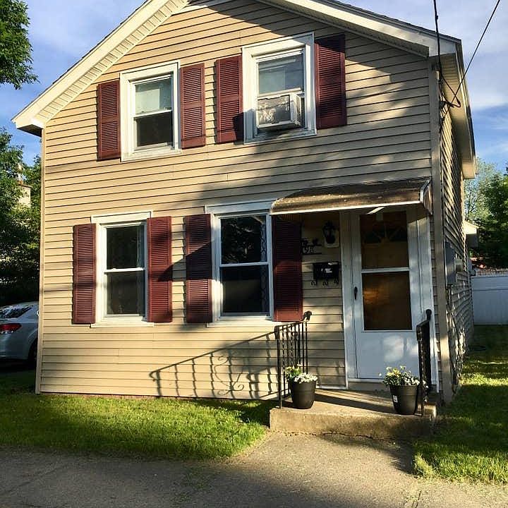 1st image of 98 York Ave