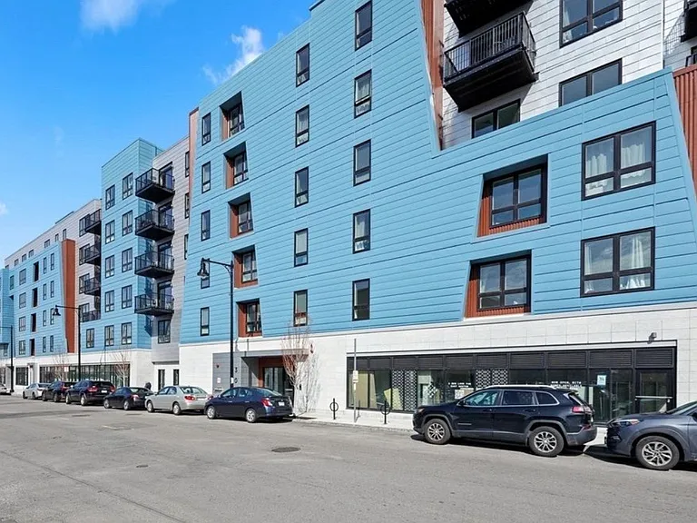 301 Border St — Photo 19
