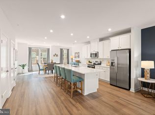 613 Percy Pl #B, Manassas, VA 20111