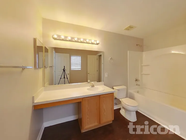 12134 Fern Haven Ave — Photo 7