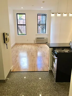 Rented by ELK Investors | media 22