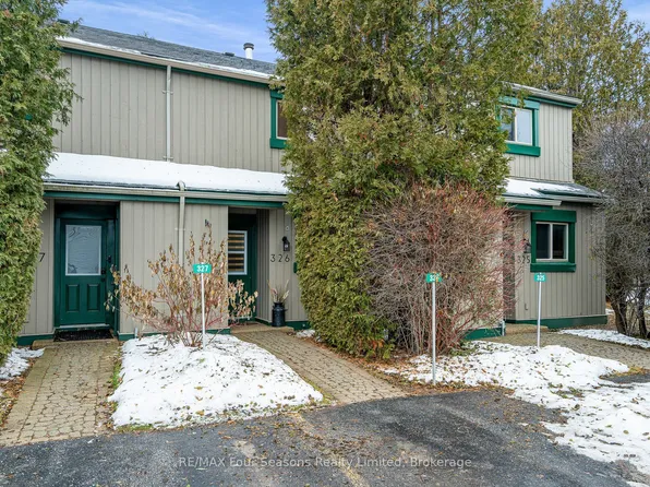 5 Dawson Dr #326, Collingwood, ON L9Y 5B4