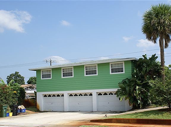 3 Car Over-sized Garage