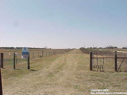4th image of 12-ACRES FM 775
