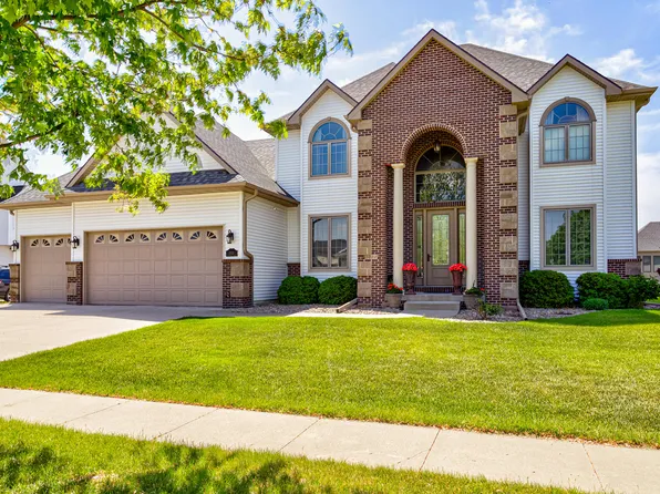3032 Stockbury St, Ames, IA 50010