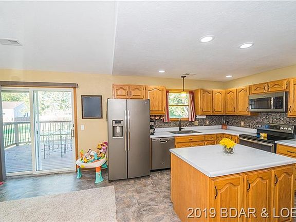 2nd image of 107 Carolyn Dr