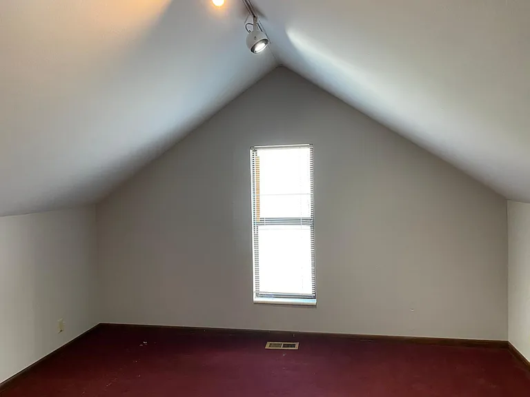 3rd bedroom upstairs