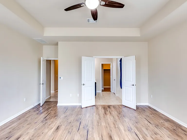 1549 Hamiltons Way — Photo 14