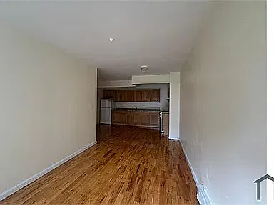 770 Union Ave — Photo 4
