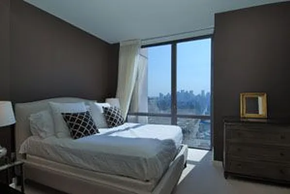 Rented by BLU Real Estate | media 19