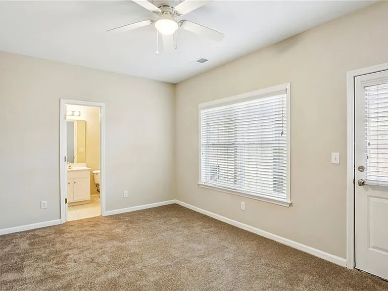 642 Bernay Way — Photo 20