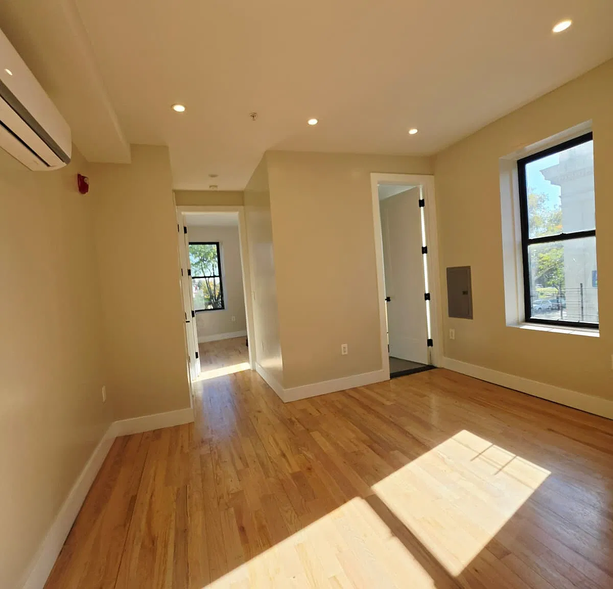 171 Ocean Ave — Photo 2