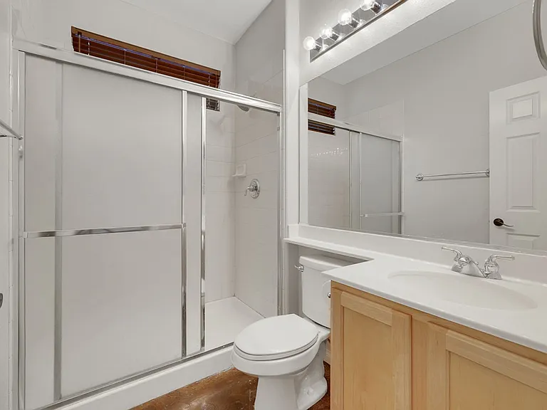 10345 Grizzly Creek St — Photo 8