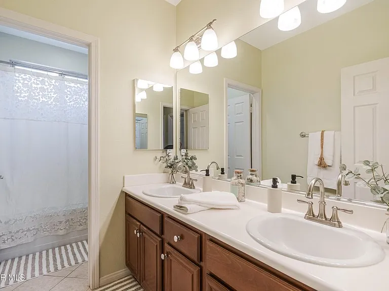 6625 Pinnacle Way — Photo 11