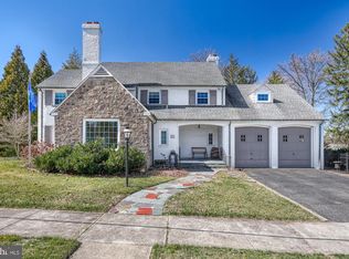 701 Country Club Rd, York, PA 17403