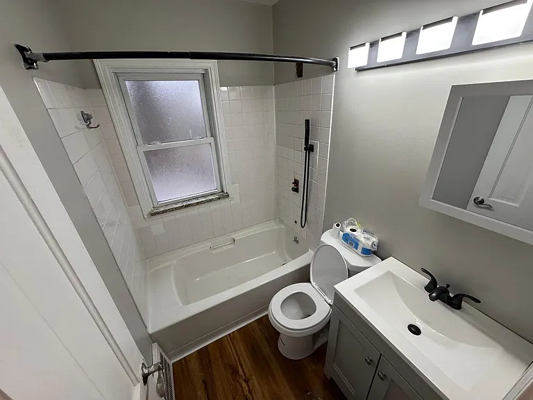 25301 Shoreview Ave — Photo 3