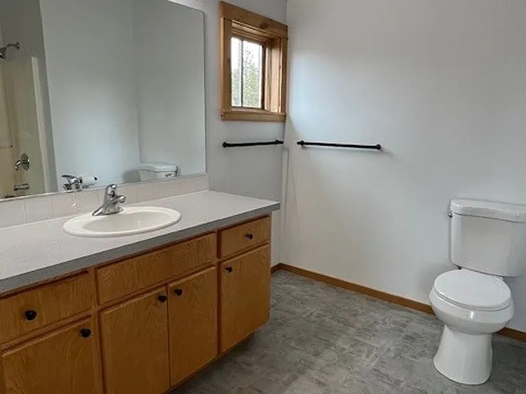 413 W Hood Ave — Photo 10
