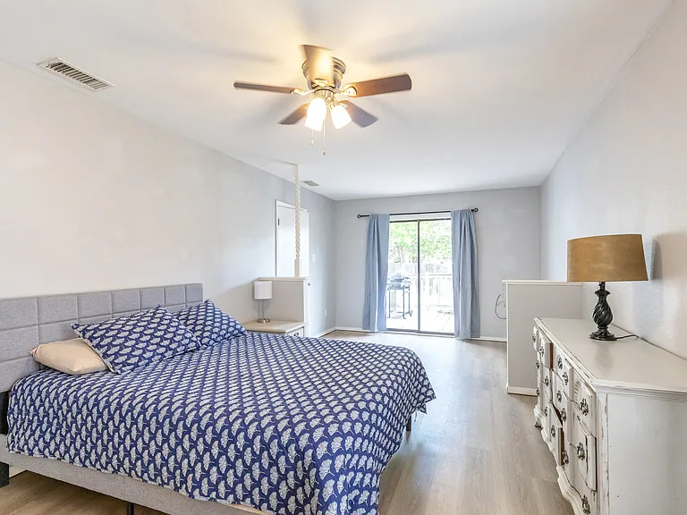 1710 Covey Ln — Photo 15