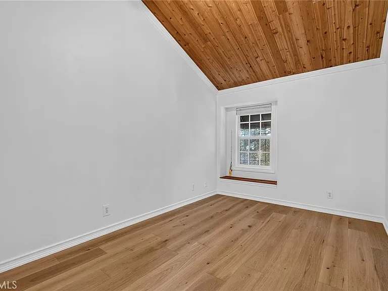 4151 Farmdale Ave — Photo 13