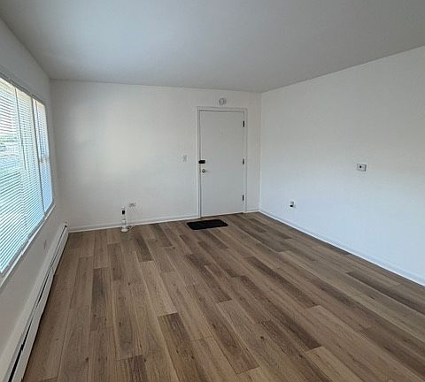 3rd image of 3870 Ruby St Unit 2SE