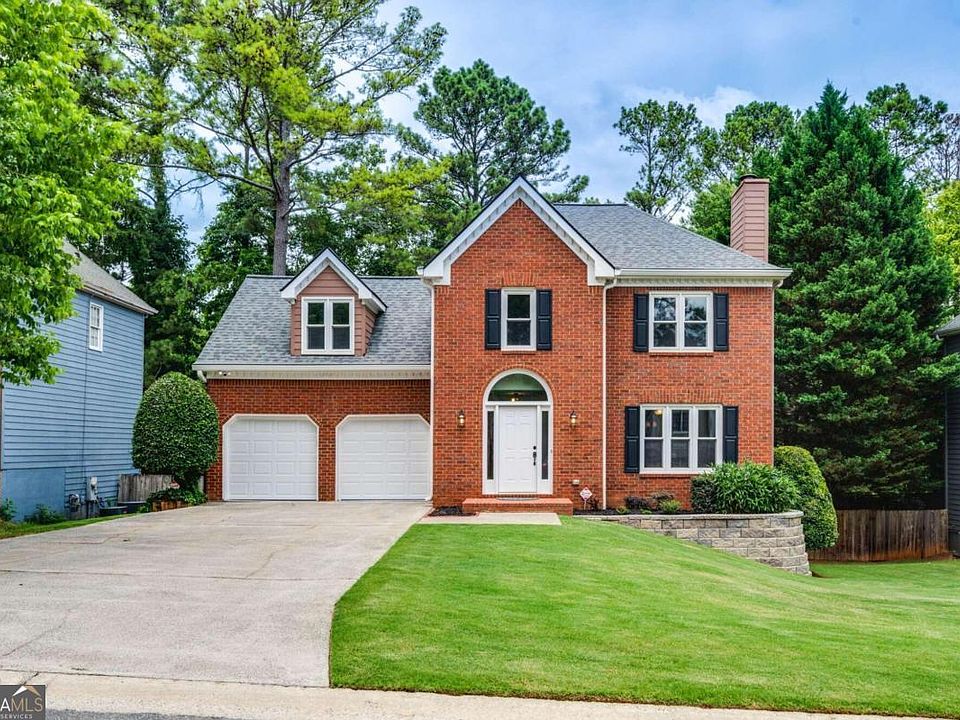 1st image of 4819 Helga Way NE