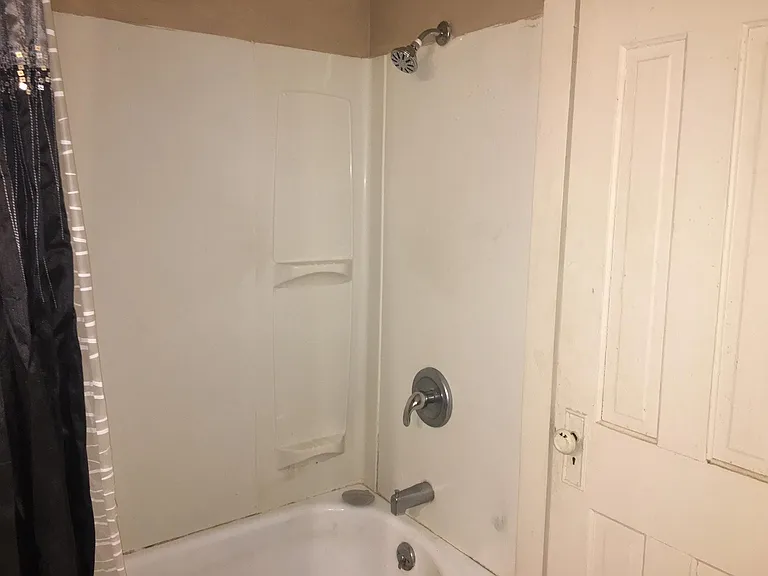 2802 Laurel Ave — Photo 11